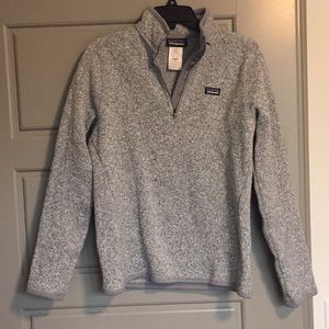 Patagonia half-zip Women’s medium pullover